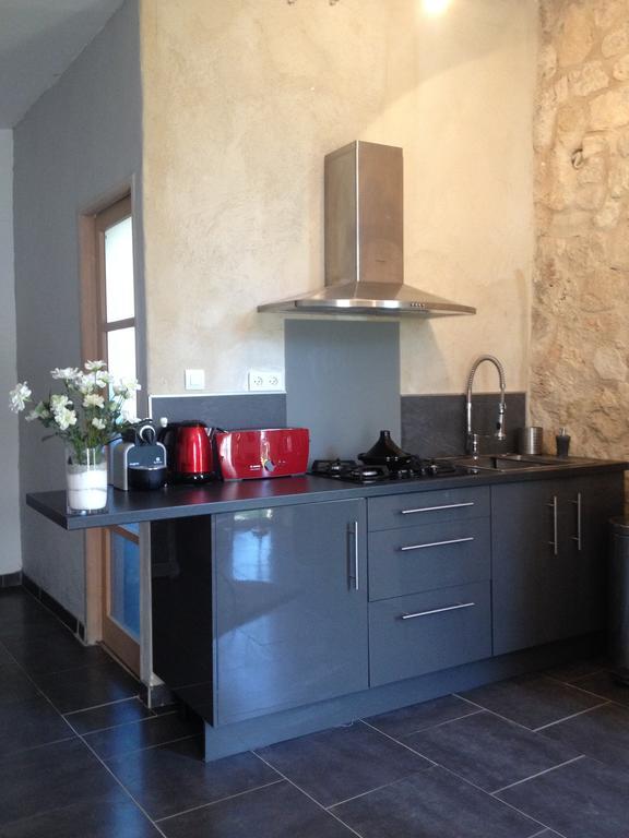 Gite Au Coeur De La Provence & Spa Saint-Cannat Phòng bức ảnh